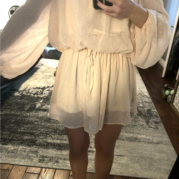 Nude/light pink dress - Picture 5 of 5